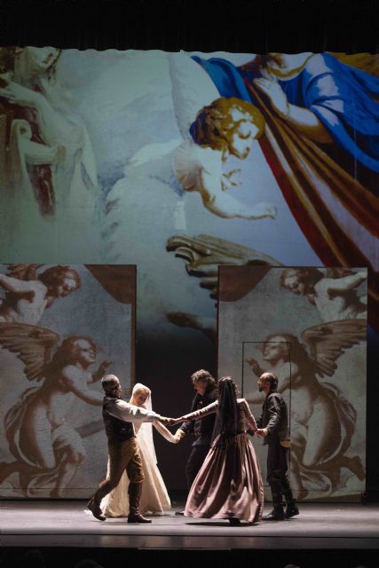 El Teatro Romea recibe esta semana a la Compañía Nacional de Teatro Clásico con ´La vida es sueño´, dirigida por el británico Declan Donnellan