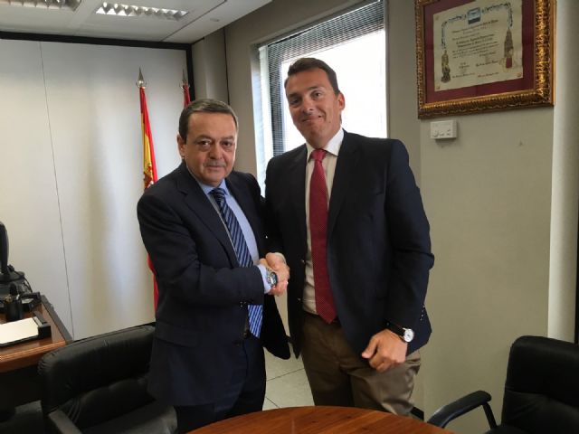 El CS y la CROEM unen fuerzas para fomentar la empleabilidad de los estudiantes de la UMU