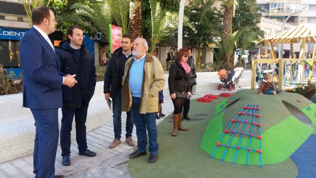 Los niños de 3 a 6 años ya disponen de su propia zona infantil en la Avenida de la Libertad