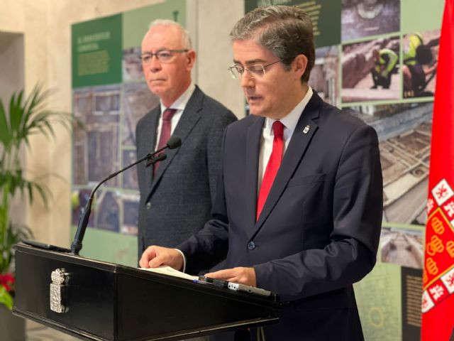 El PP exige en el Pleno que se aclaren las presuntas irregularidades con el contrato de las sillas