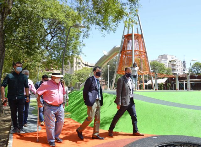 El Jardín de la Fama estrena dos zonas infantiles de 1.000 m2 que dan continuidad al eje peatonal de Alfonso X El Sabio