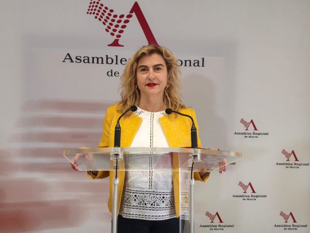 Carmina Fernández: 'El PP demuestra que la carta de López Miras era un paripé para hacer propaganda con la inmigración'
