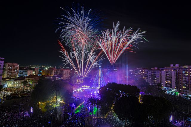 Vuelve la magia del encendido del Gran Árbol este sábado con el show de ´la pandilla de Drilo´ y el gran espectáculo piromusical