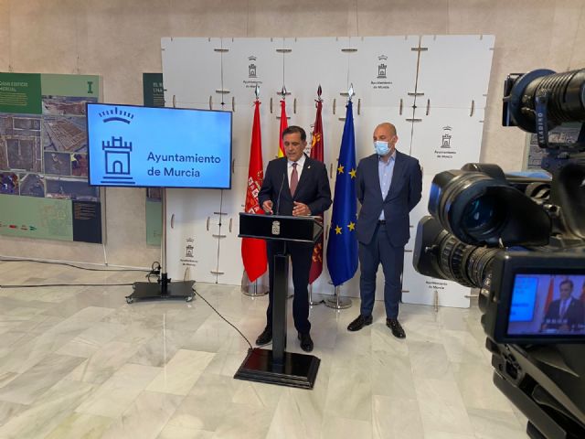 Murcia recupera su ilusión por las Fiestas de Primavera