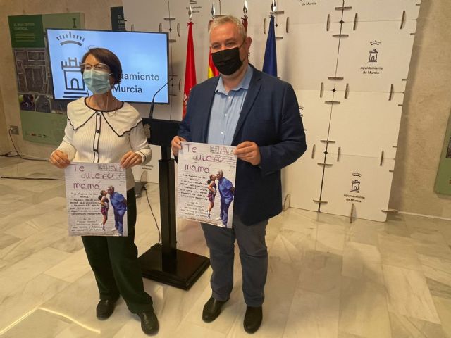 La asociación comercial Triángulo celebra el Día de la Madre con regalos, descuentos y paquetes especiales