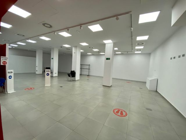 La sala de exposiciones del Ayuntamiento, vacía desde que el PSOE se instauró en La Glorieta