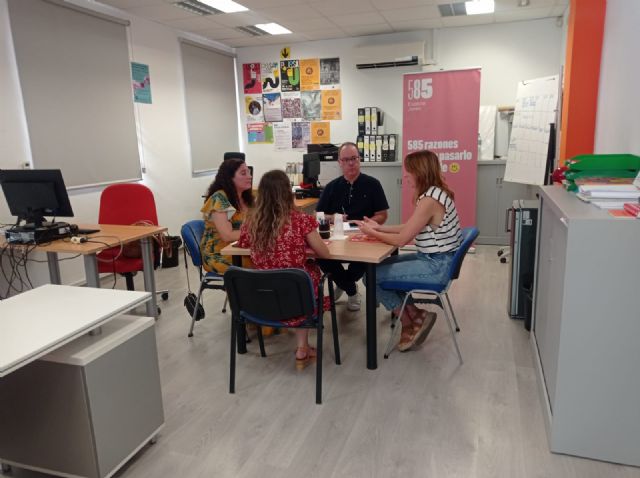 Los tres centros juveniles del Ayuntamiento de Murcia reforzarán su colaboración con las juntas municipales