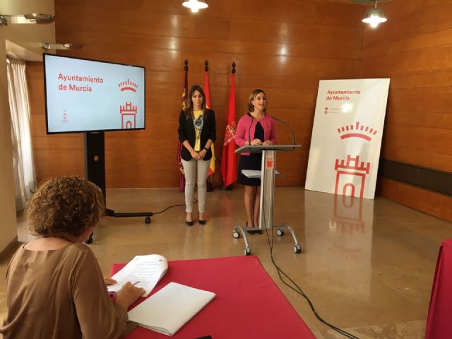 Un acuerdo entre Derechos Sociales y Habito permitirá realojar a 7 familias que residen en chabolas