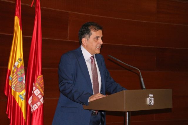 Serrano agradece las aportaciones de las organizaciones económicas