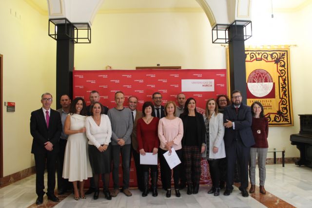 Personal funcionario de la Universidad de Murcia toma posesión de sus plazas