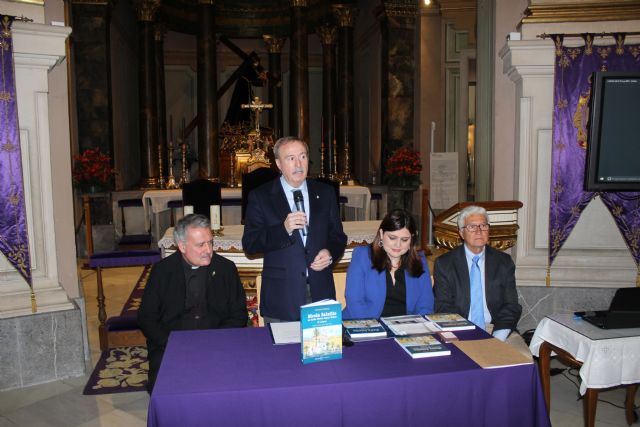 La UCAM presenta un libro sobre la vida de Nicola Salzillo