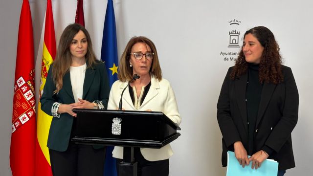 El Ayuntamiento garantiza el buen mantenimiento de los espacios verdes de los CEIP adjudicando el contrato de poda y limpieza