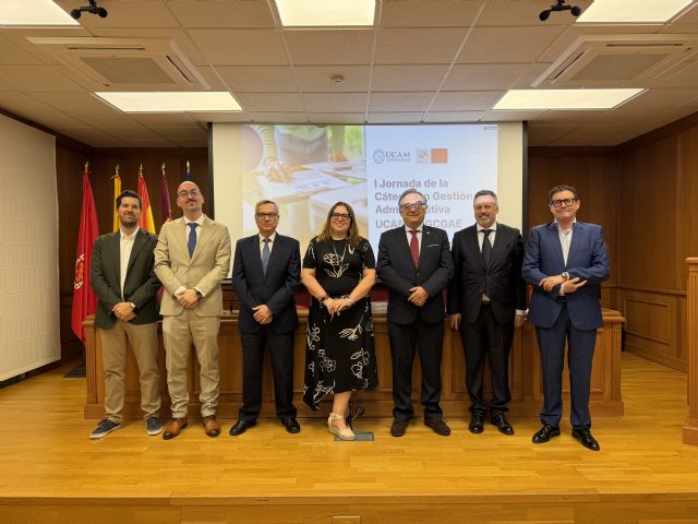 La Cátedra en Gestión Administrativa de la UCAM aborda la brecha digital en el sector