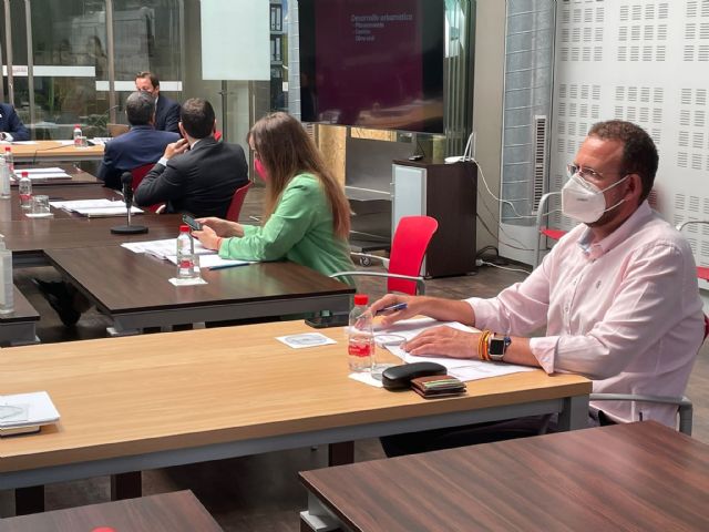 La actitud partidaria y arbitraria del gobierno socialista instaurado en La Glorieta se materializa en el Consejo de Administración de Urbamusa