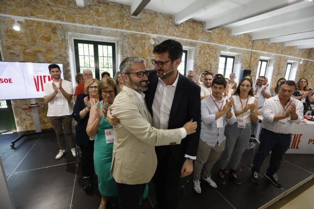 Ginés Ruiz asume el liderazgo del PSOE en Murcia arropado por la militancia y con la mirada puesta en ´La Murcia que viene´