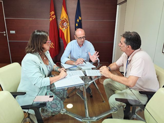 Educación mantiene una ronda de contactos con los sindicatos para analizar el nuevo decreto que reforzará la disciplina en las aulas