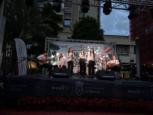 Familia Herrero, grupo ganador del I Murcia Xmas Fest