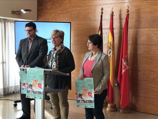 Este sábado arranca de nuevo el ´Mercadillo de las Pulgas´ en la Avenida la Libertad