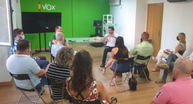 VOX pone en marcha el programa para ganar las elecciones municipales en Murcia