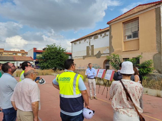 El Ayuntamiento impulsa el futuro Centro Municipal para la Biblioteca de El Palmar con una visita técnica de empresas licitadoras