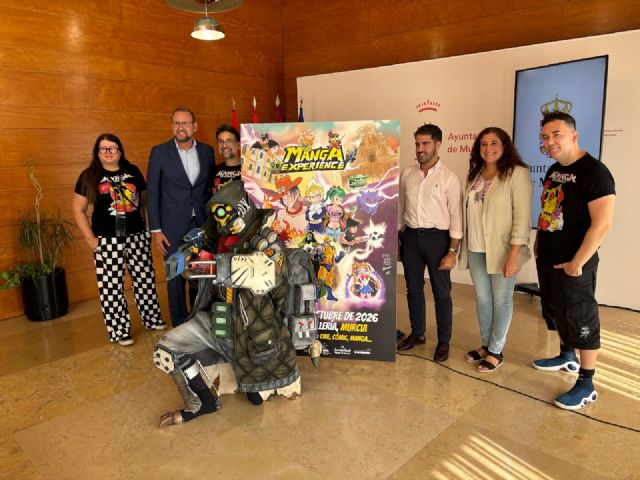 El cartel de la nueva edición de Murcia Manga Experience une los grandes iconos de la cultura pop con el patrimonio de la ciudad