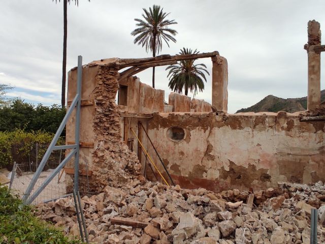 Huermur denuncia el derrumbe de la Casa de Antonete Gálvez tras años de denuncias