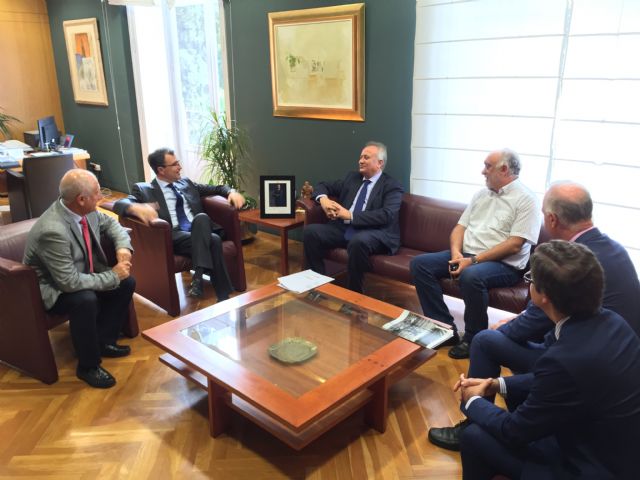 El Ayuntamiento estudia líneas de financiación para el sitio histórico de Monteagudo con el Instituto de Patrimonio Cultural de España