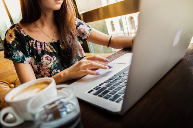 La digitalización aumenta el sedentarismo, según un estudio de la UMU