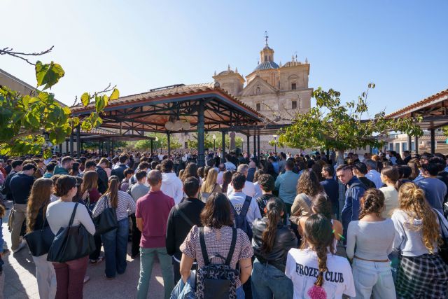 Silencio y oraciones en los campus de la UCAM por las víctimas del accidente ferroviario