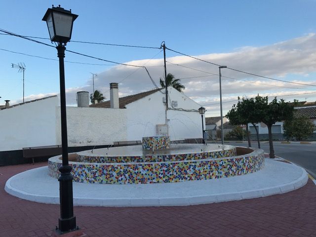 La fuente de Valladolises ‘Virgen de la Arrixaca’ ya luce como nueva