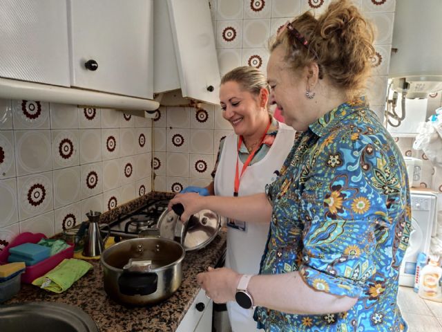 Murcia extiende las 'Superislas' de atención domiciliaria y las consolida como modelo de cuidados de proximidad