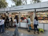 África en el corazón del Paseo Alfonso X: Mundo Negro vuelve a la Feria del Libro de Murcia - Foto 4