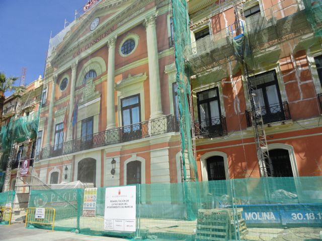 El Grupo Socialista pide explicaciones por el sobrecoste de 95.000 euros en las obras del edificio de La Glorieta