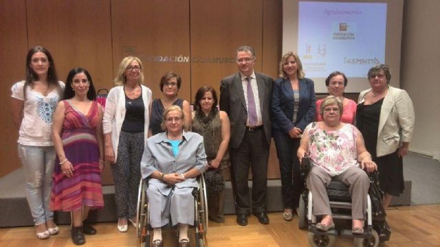 El Ayuntamiento apoya a la primera asociación de mujeres discapacitadas de la Región, Mas Mujer
