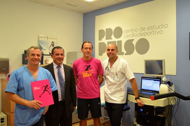 El Alcalde de Murcia se prepara para la Maratón de Nueva York en Hospital La Vega