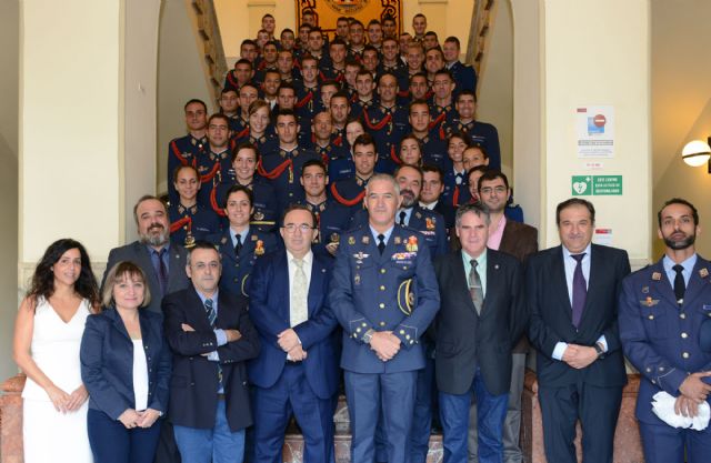 Los alumnos de la Academia General del Aire visitaron los campus de la Universidad de Murcia