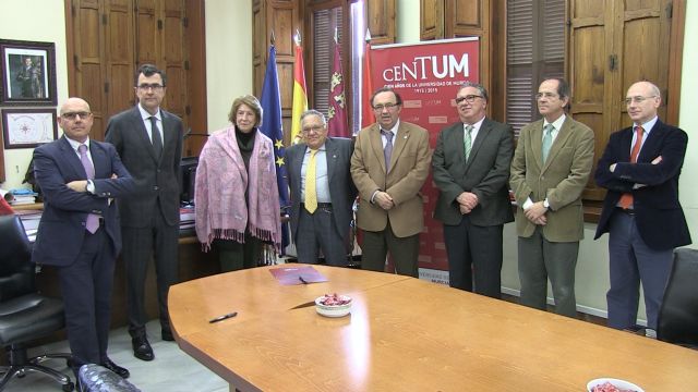 La Universidad de Murcia y la Fundación de Estudios Médicos renuevan su colaboración