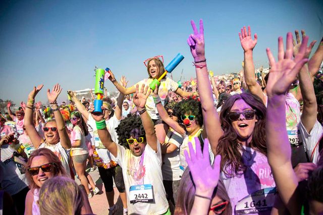 Murcia y su carnaval estrenan la nueva temporada de carreras de colores Holi Run