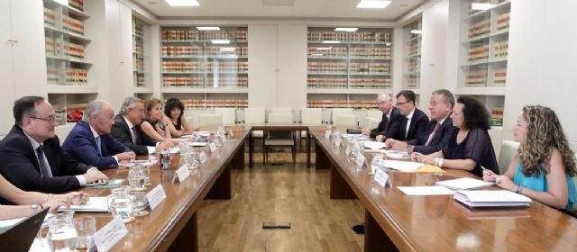 Comunidad, Ministerio de Fomento y Ayuntamiento alcanzan un 'acuerdo histórico' para fijar las fases y plazos de la obra de soterramiento del AVE en Murcia