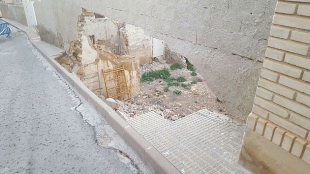 El PSOE solicita un estudio geológico de la zona alta de Algezares tras aparecer un socavón en una de las calles