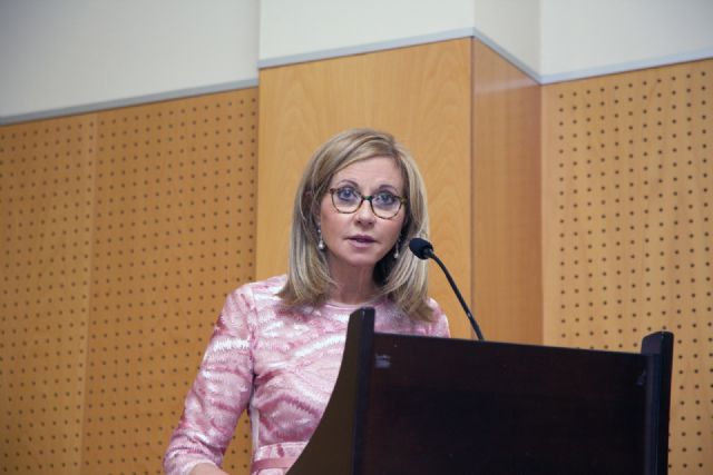 Ana Ramírez, catedrática extraordinaria de la UCAM, nueva académica correspondiente de la Real Academia de Medicina de Valencia