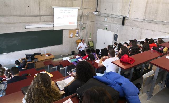 La Universidad de Murcia crea la oficina UMUemprende para potenciar el carácter emprendedor de sus estudiantes