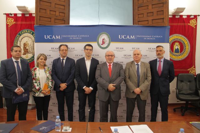 La UCAM, Tranvía y Transportes de Murcia se unen para promover la movilidad sostenible