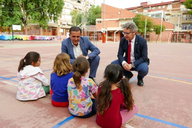 Murcia abrirá los patios de los colegios públicos por la tarde para que puedan ser aprovechados por toda la ciudadanía