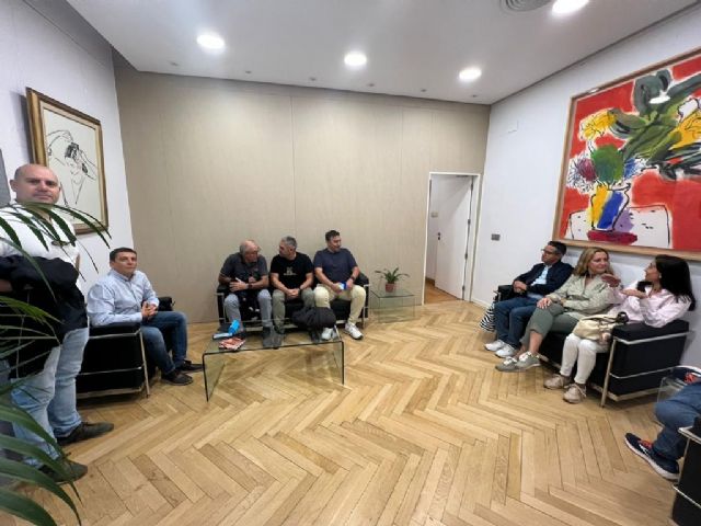 Los delegados del SIME en el Ayuntamiento de Murcia se reúnen con el Alcalde Serrano