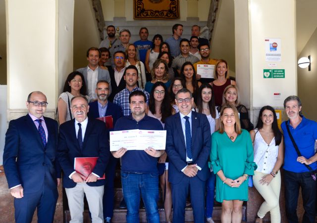 La Universidad de Murcia entrega los premios a las mejores ideas de negocio de alumnos basadas en sus TFG Y TFM