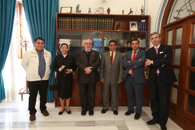 Adamson University (Filipinas) y la UCAM colaborarán en materia deportiva