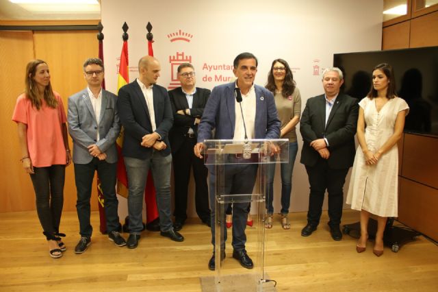 El PSOE priorizará este mandato un transporte público de calidad, la renovación de colegios y el reequilibrio de pedanías