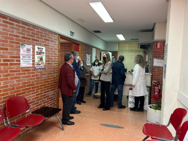 La concejala de Salud y técnicos municipales visitan consultorios médicos de pedanías para recoger sus necesidades