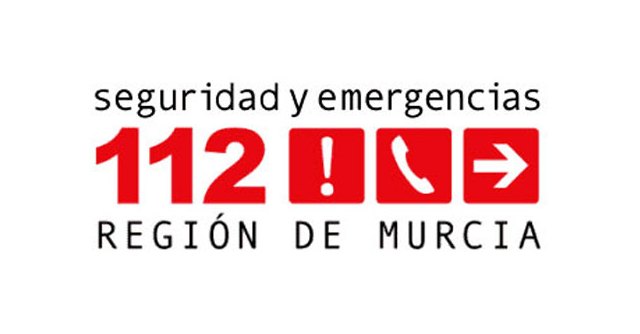 Servicios de emergencia atienden y trasladan a una mujer herida en accidente de tráfico ocurrido en RM-15, Murcia